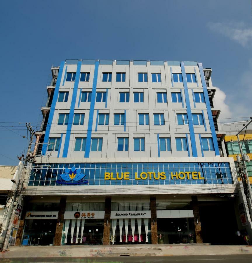 Blue Lotus Hotel Davao Stadt Exterior foto